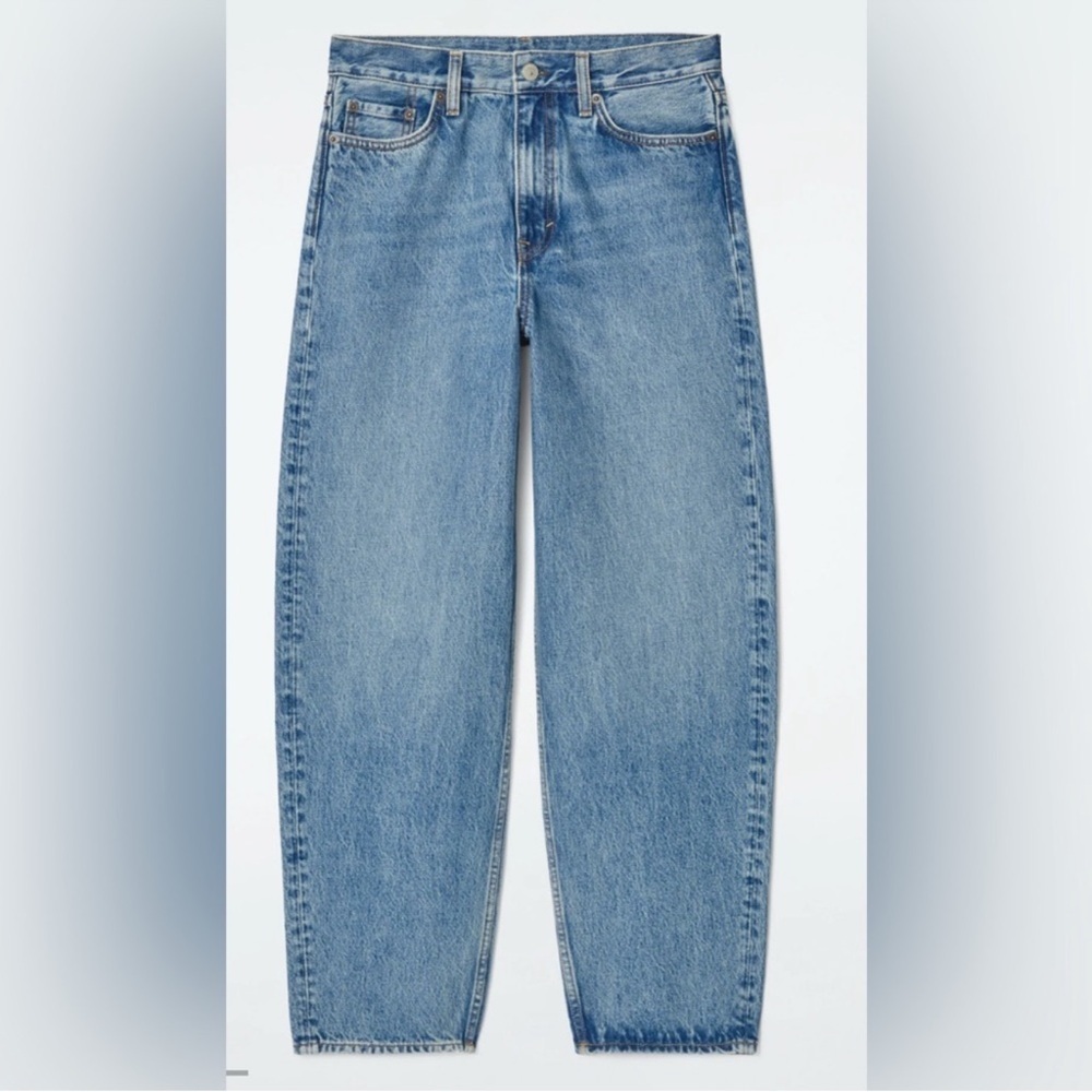 COS High Rise Tapered Leg Ankle Jeans Light Blue 90s Barrel